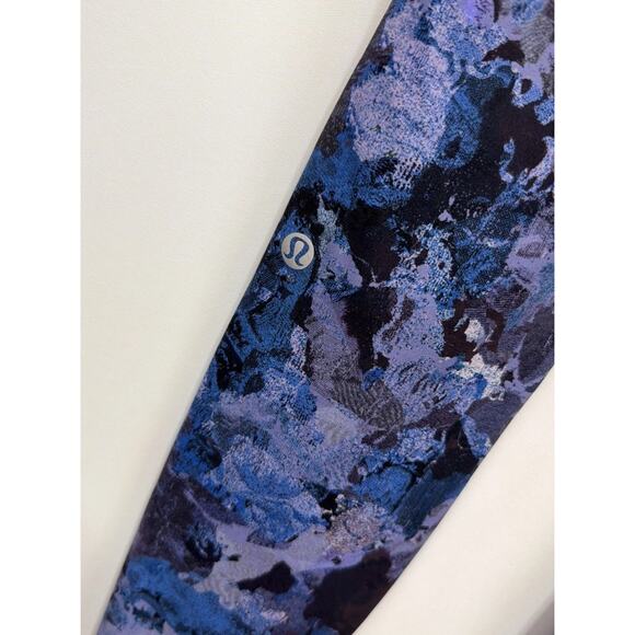 Lululemon Fast Free 7/8 Tight II *Nulux 25" Screen Camo Multi Blue EUC - Picture 3 of 6